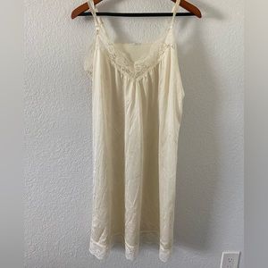 Vintage Large, Cream/Ivory Slip Dress